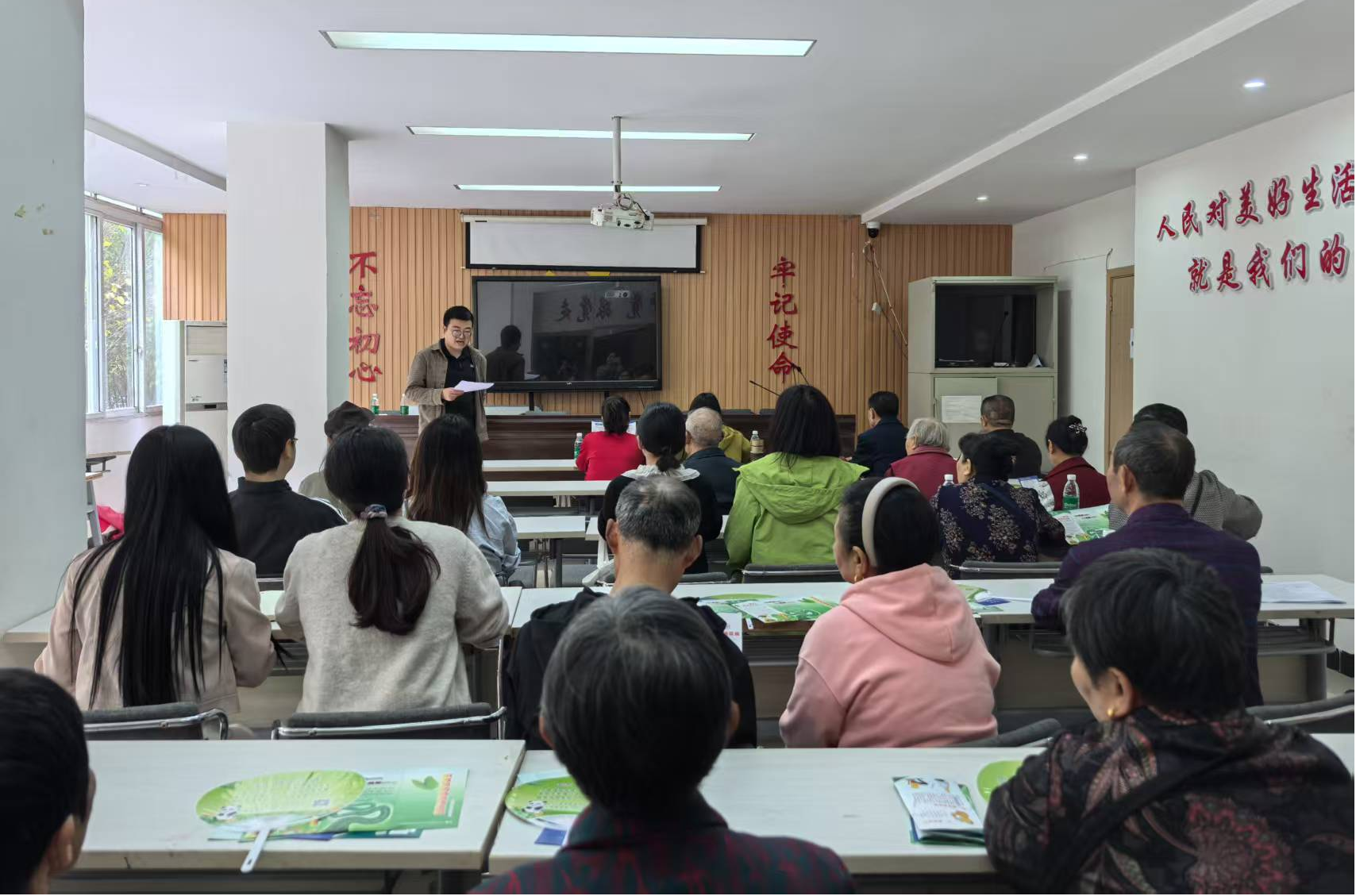 1746774189703019301.png 1746774189703019301.png